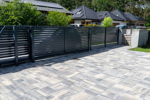 Best Decorative Driveway Pavers  in Forreston, IL